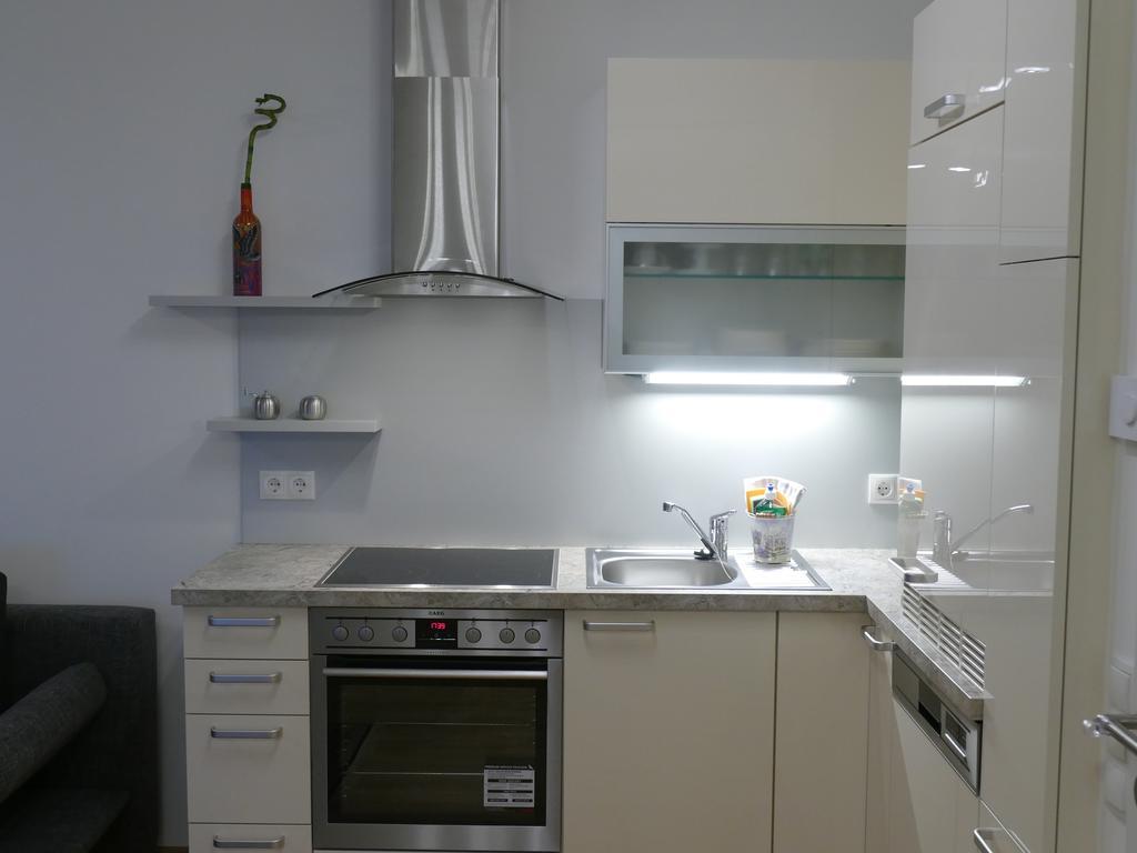 Chads City Apartment Mit Tiefgarage Free Parking Graz Exterior photo