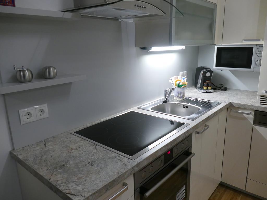 Chads City Apartment Mit Tiefgarage Free Parking Graz Exterior photo